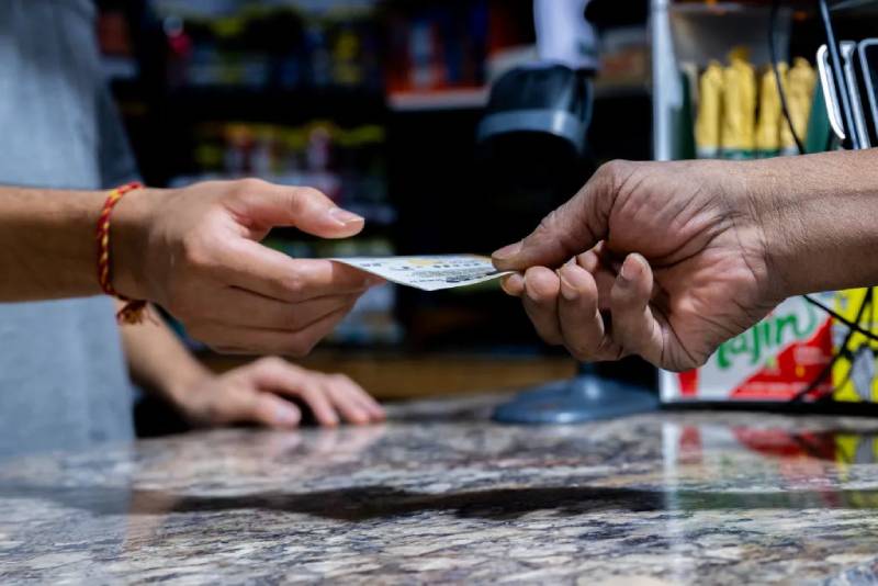 Mua Số Lô Đề: Cách Chơi Thực Tế, Mẹo Bắt Số Chuẩn Và Lưu Ý Cần Biết 1 Mua So Lo De Cach Choi Thuc Te Meo Bat So Chuan Va Luu Y Can Biet